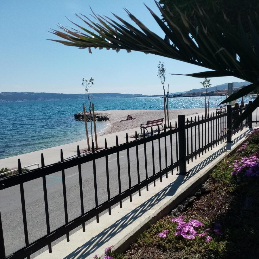 Apartman Figaro Pogled Od Milijun Dolara, 2 Tusa, 2 Wc Kaštela Εξωτερικό φωτογραφία