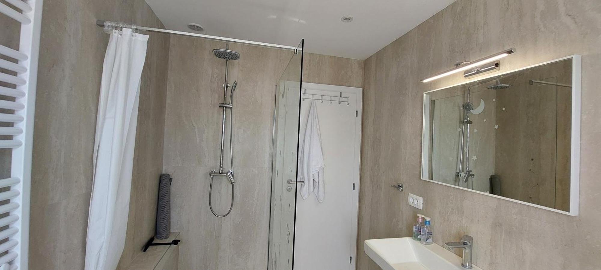 Apartman Figaro Pogled Od Milijun Dolara, 2 Tusa, 2 Wc Kaštela Εξωτερικό φωτογραφία